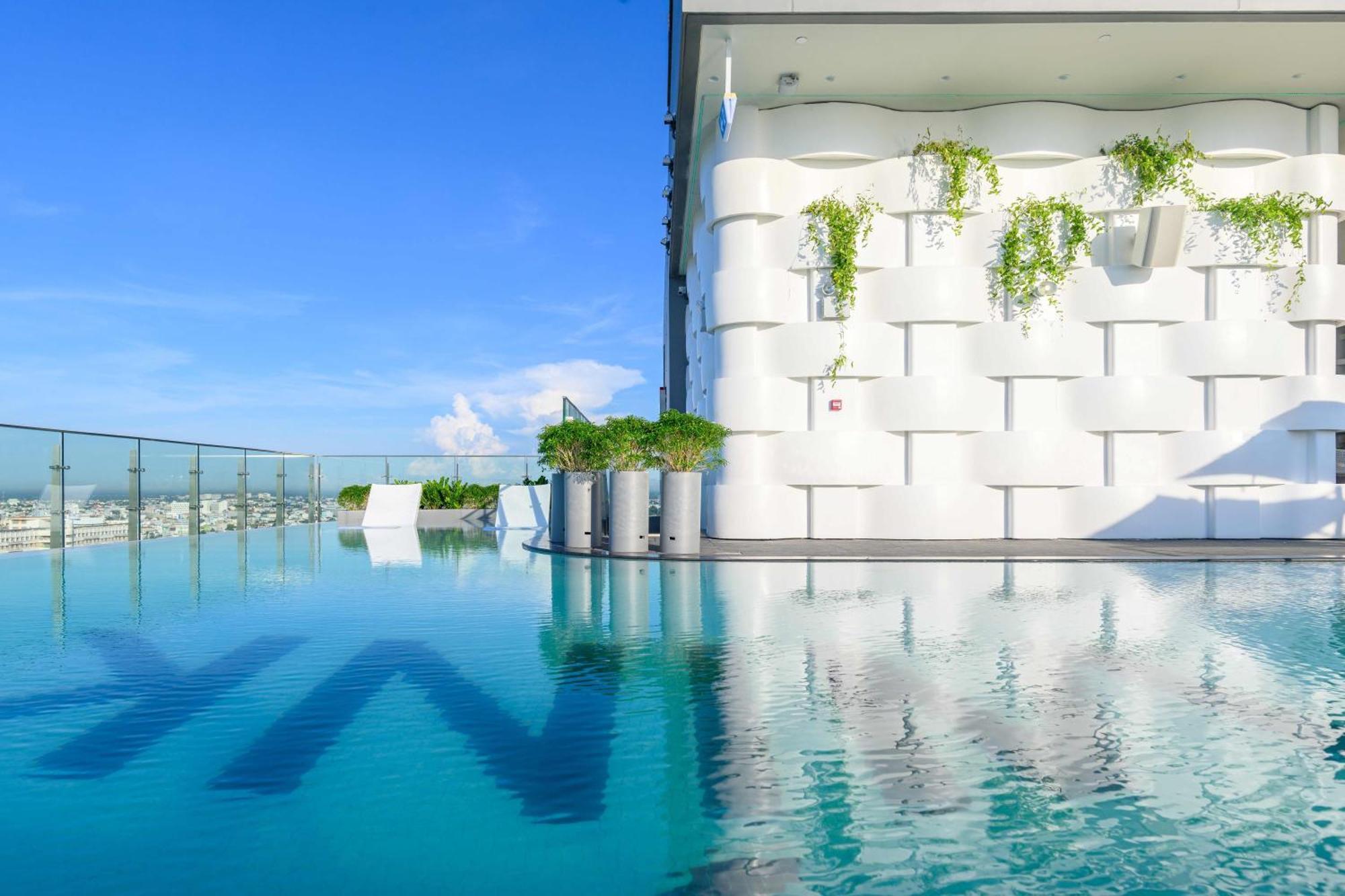 Wink Hotel Tuy Hoa Beach - 24Hrs Stay & Rooftop Pool Bar Esterno foto